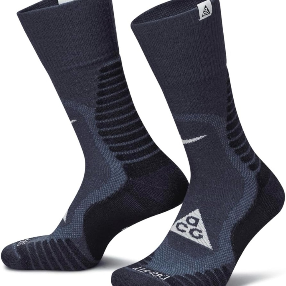 Nike ACG Outdoor Cushioned Crew Socks See pics for size